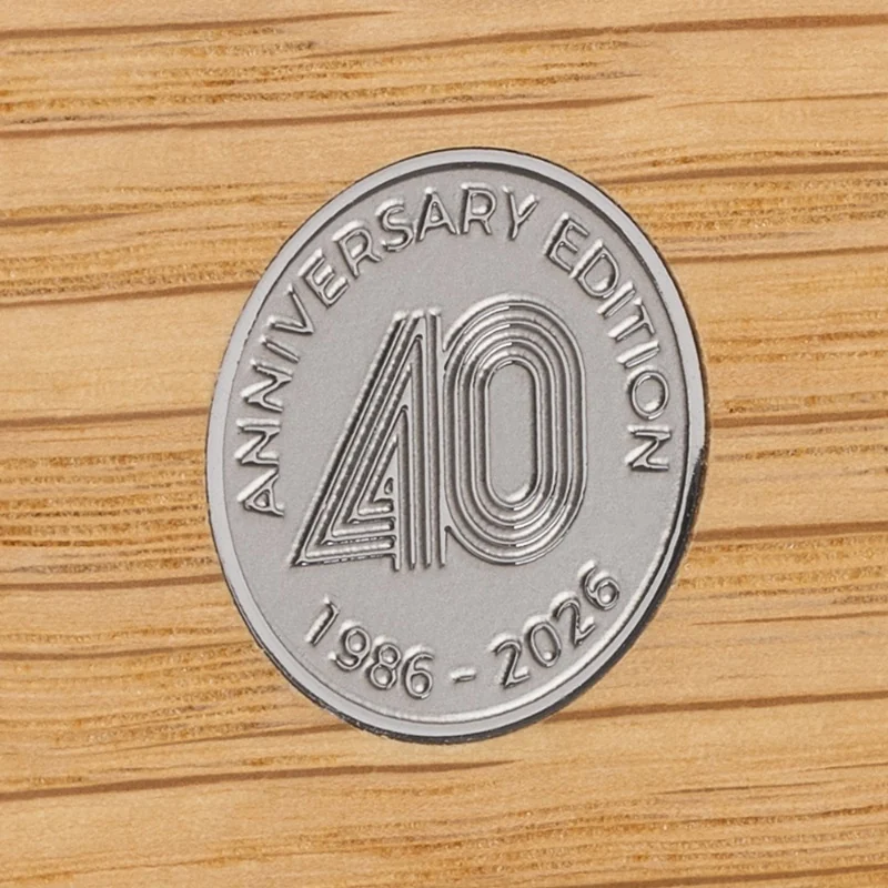 Anniversary-Plakette 40 Jahre Ruark (1986-2026) am Ruark R410