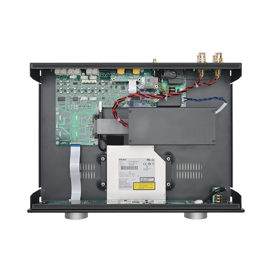 AVM CS 30.3 Innenansicht mit CD-Laufwerk und Verstärkerplatine