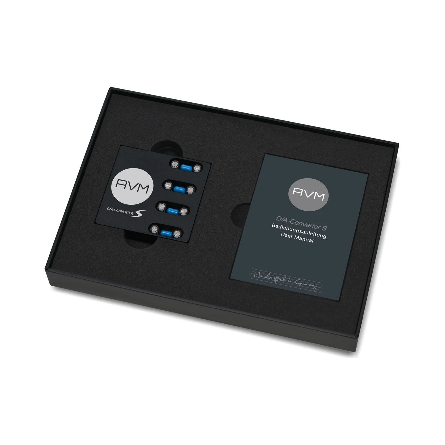 AVM DAC S in der Präsentationsbox mit Bedienungsanleitung