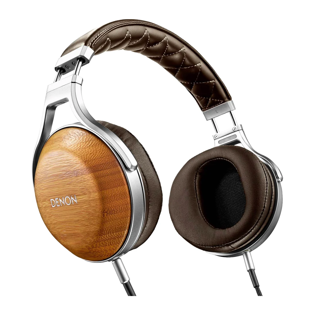 Denon AH-D9200, Winkelansicht mit Ohrpolster