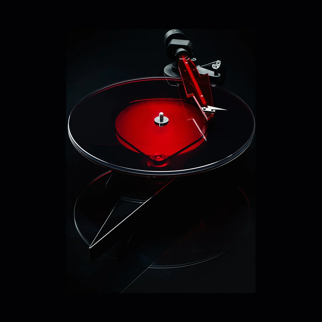Pro-Ject AC/DC Turntable (Ortofon 2M Red) – Bild 2