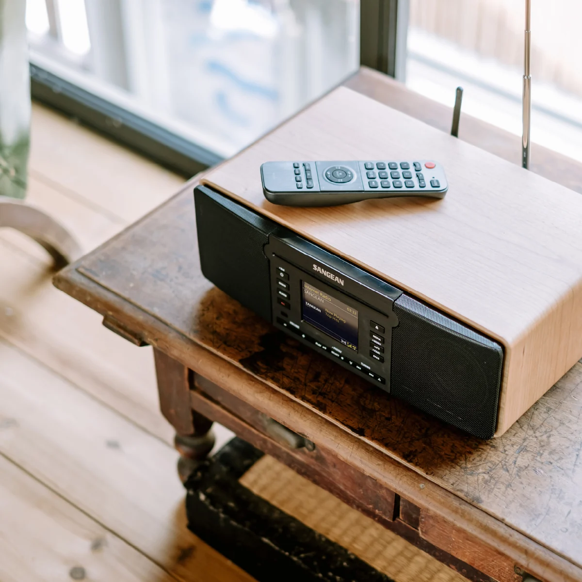 Sangean ddr 66bt walnut 5