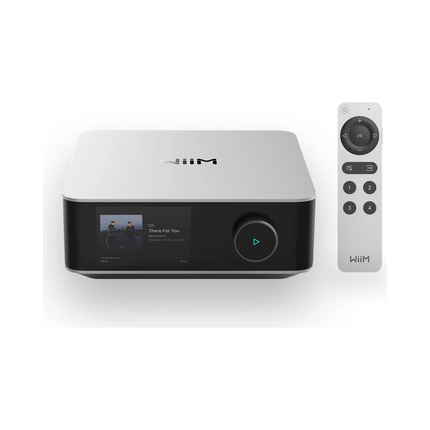 WiiM Amp Ultra Streaming-Verstärker in Silver (silber), Ansicht von vorn mit Fernbedienung