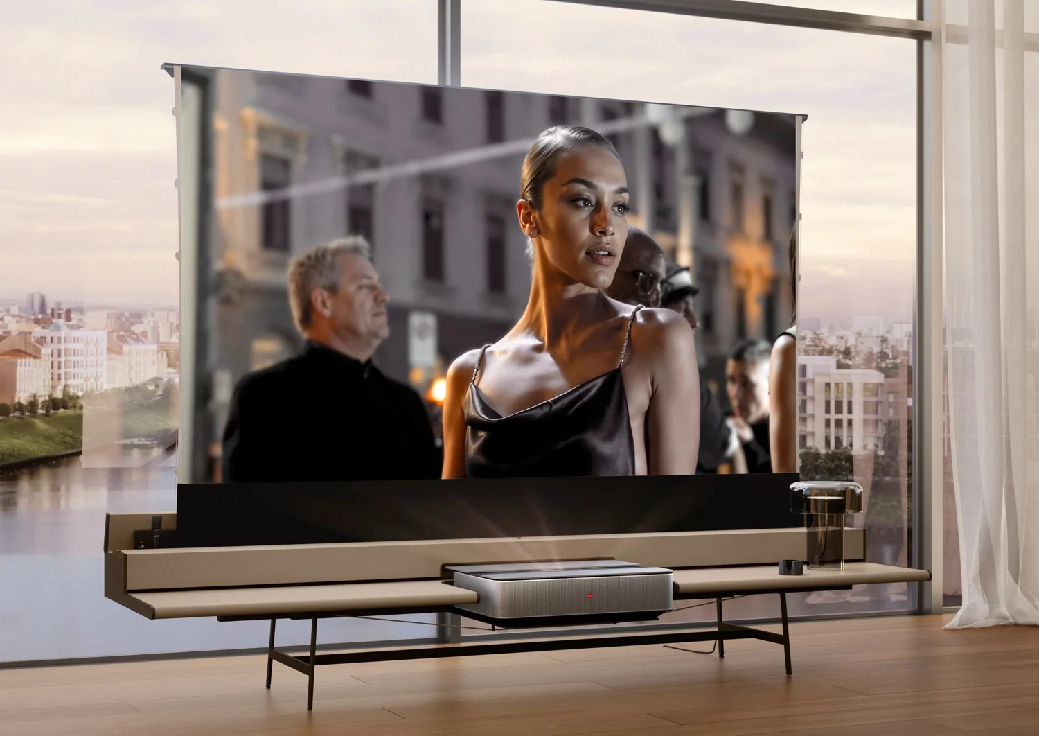 celexon HomeCinema Plus 120 Zoll im Wohnzimmer mit Ultrakurzdistanz-Beamer