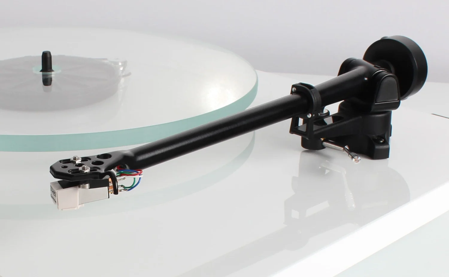 Rega RB220