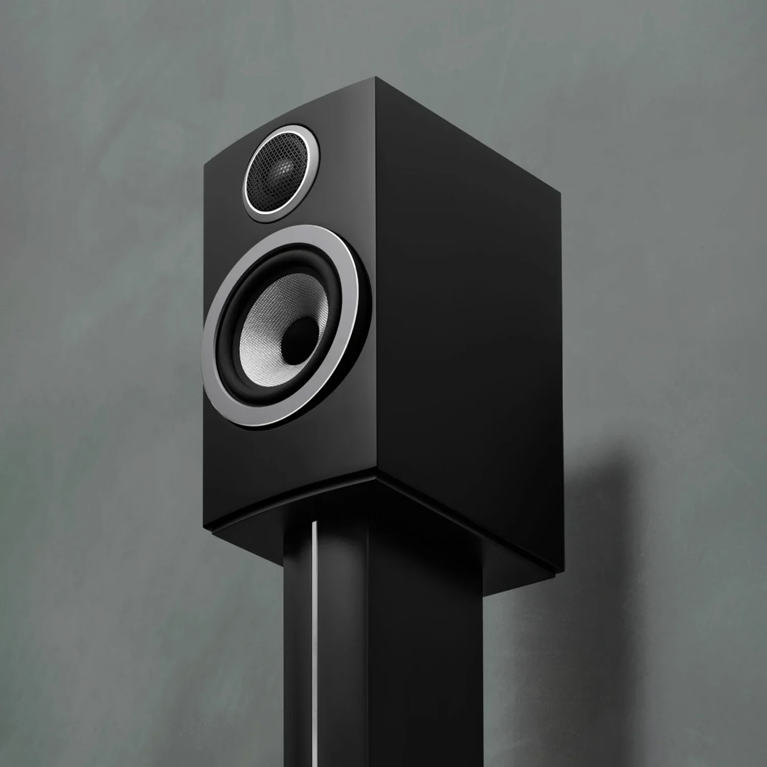 Bowers & Wilkins 707 S3 in Hochglanz Schwarz