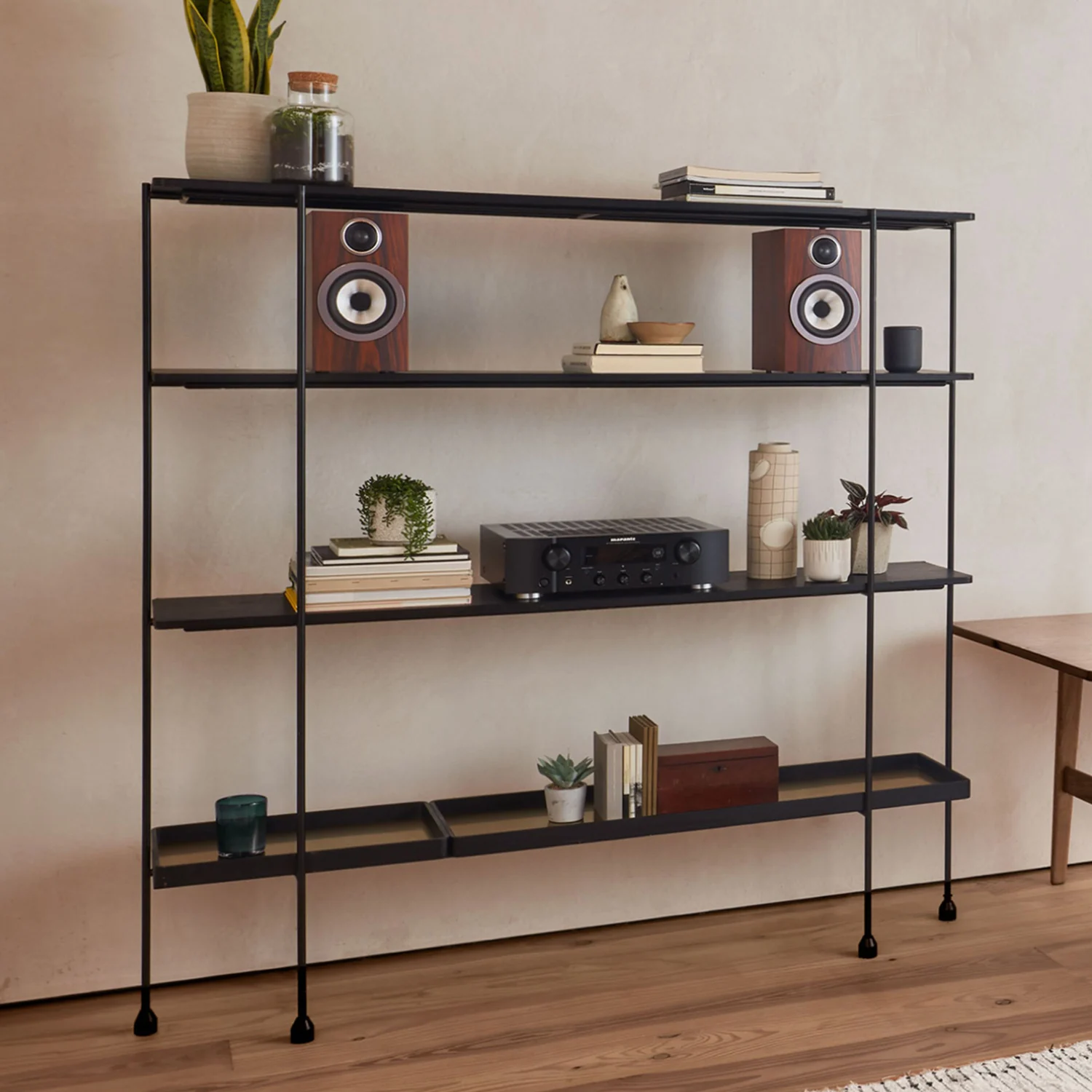Bowers & Wilkins 707 S3 in Mocha