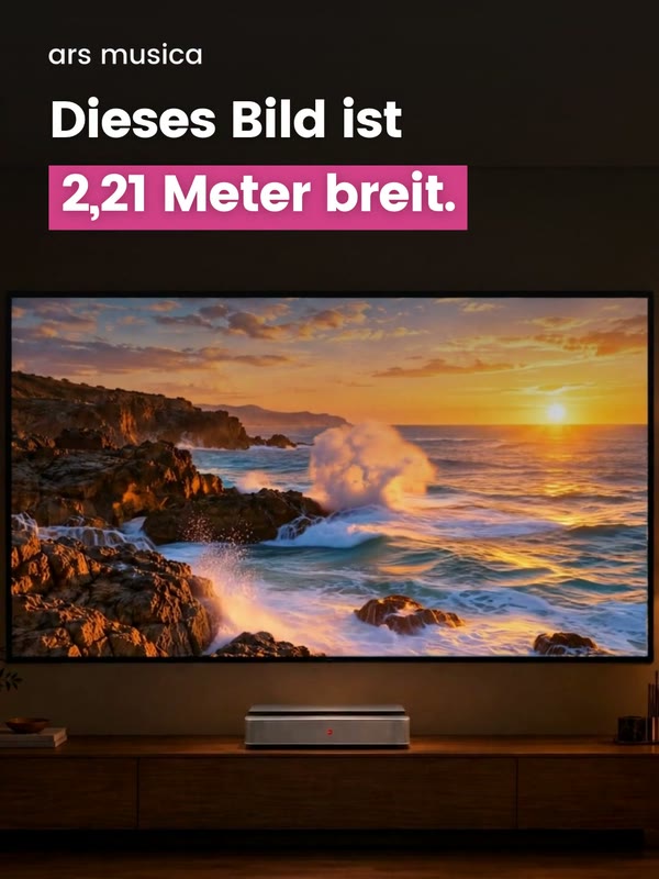 Leica Cine 1 mit grossem Bild an der Wand